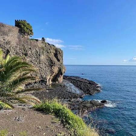 Casa vacanze Donna Serena Aci Castello