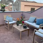 Dom wakacyjny Donna Serena Aci Castello
